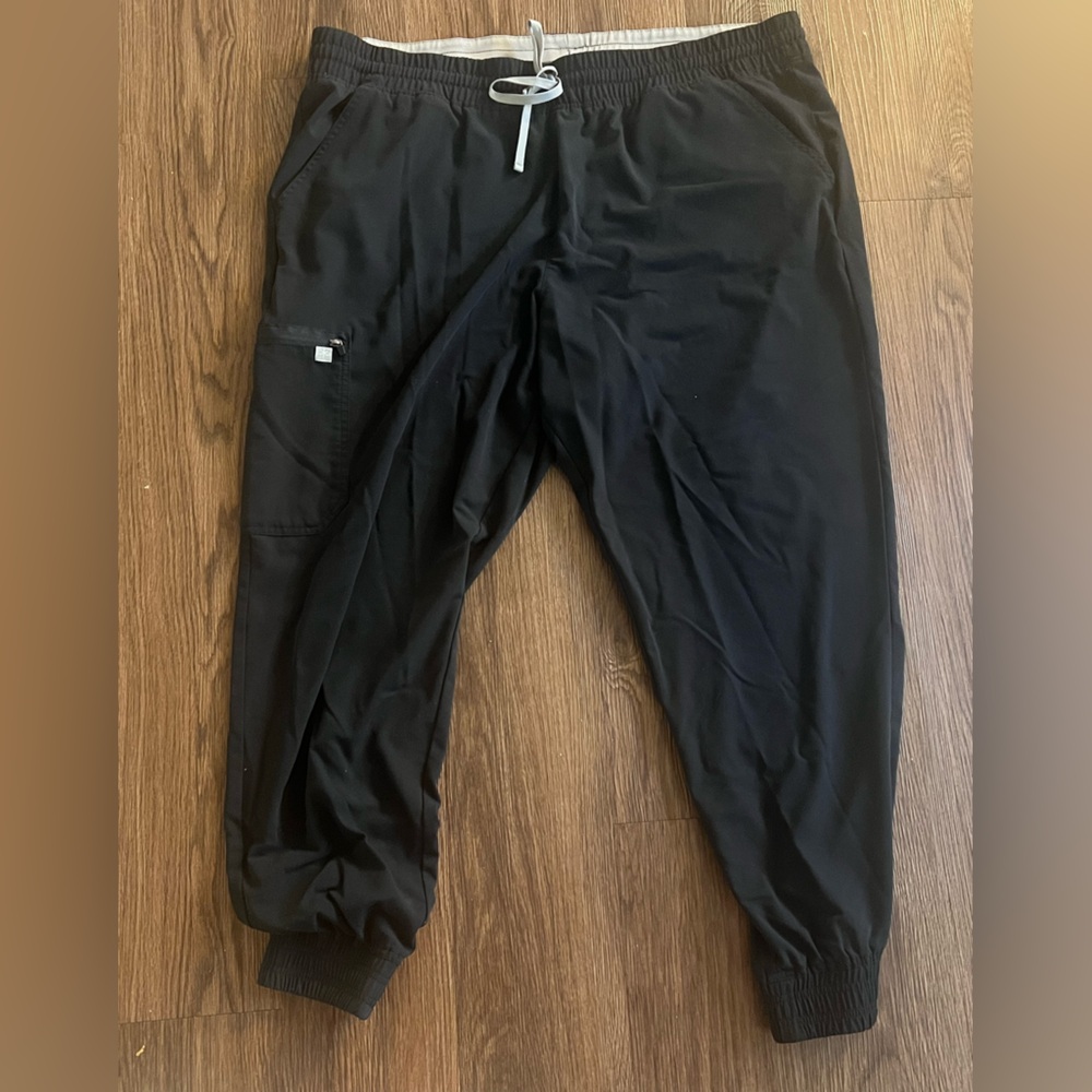 Black Beyond Scrubs Jogger Scrub Pants